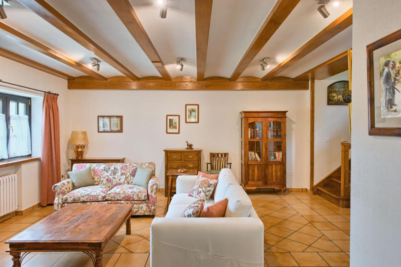 Casas Rurales El Llugarón Miravalles Exterior foto