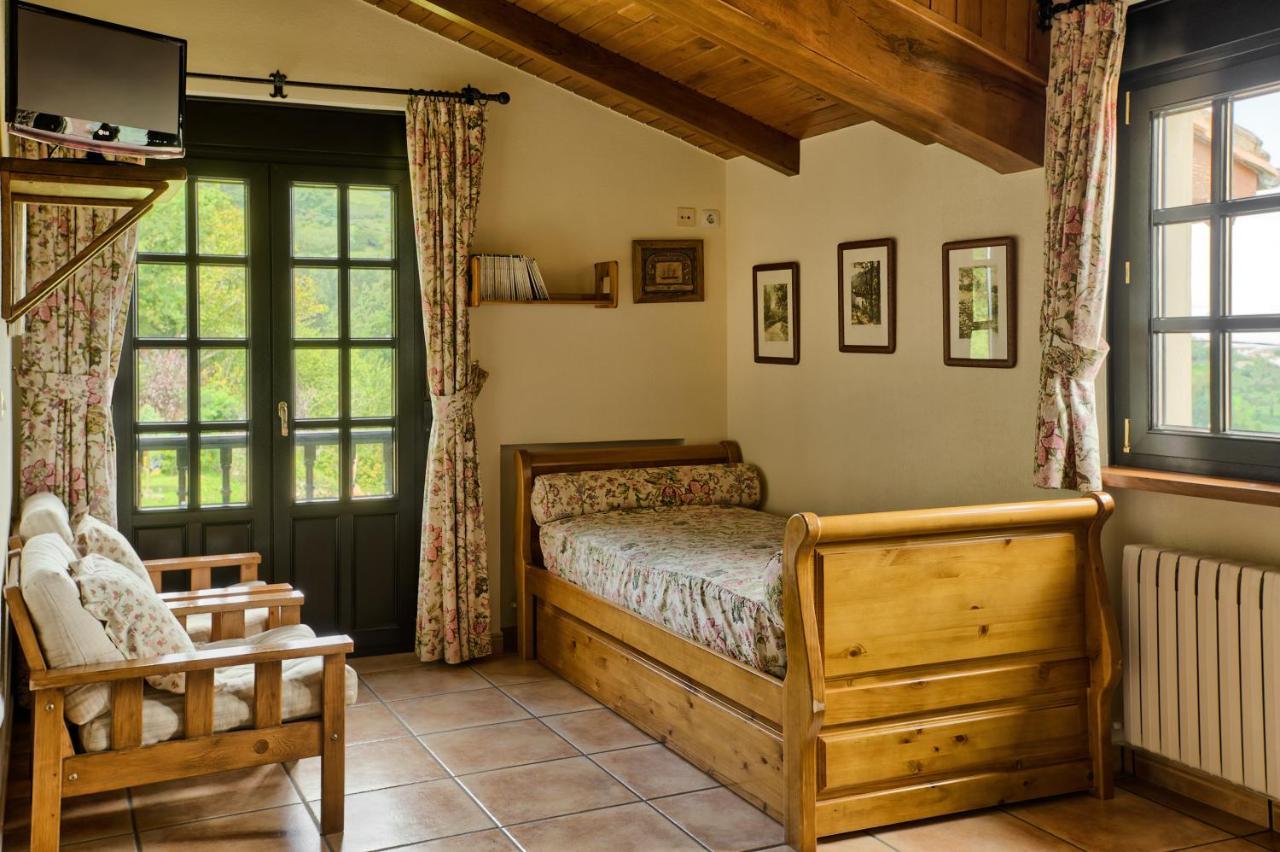 Casas Rurales El Llugarón Miravalles Exterior foto