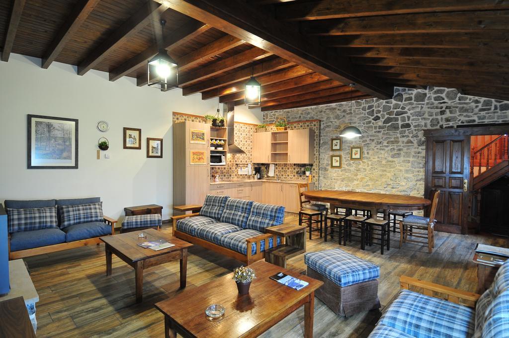 Casas Rurales El Llugarón Miravalles Exterior foto